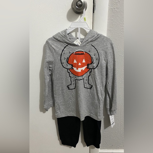 Brand New 4T Boys Outfit - Picture 1 of 4